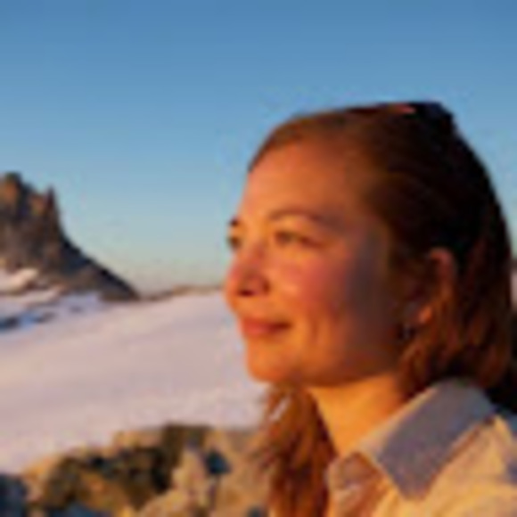 Meet your Posher, Tika - Picture 1 of 1